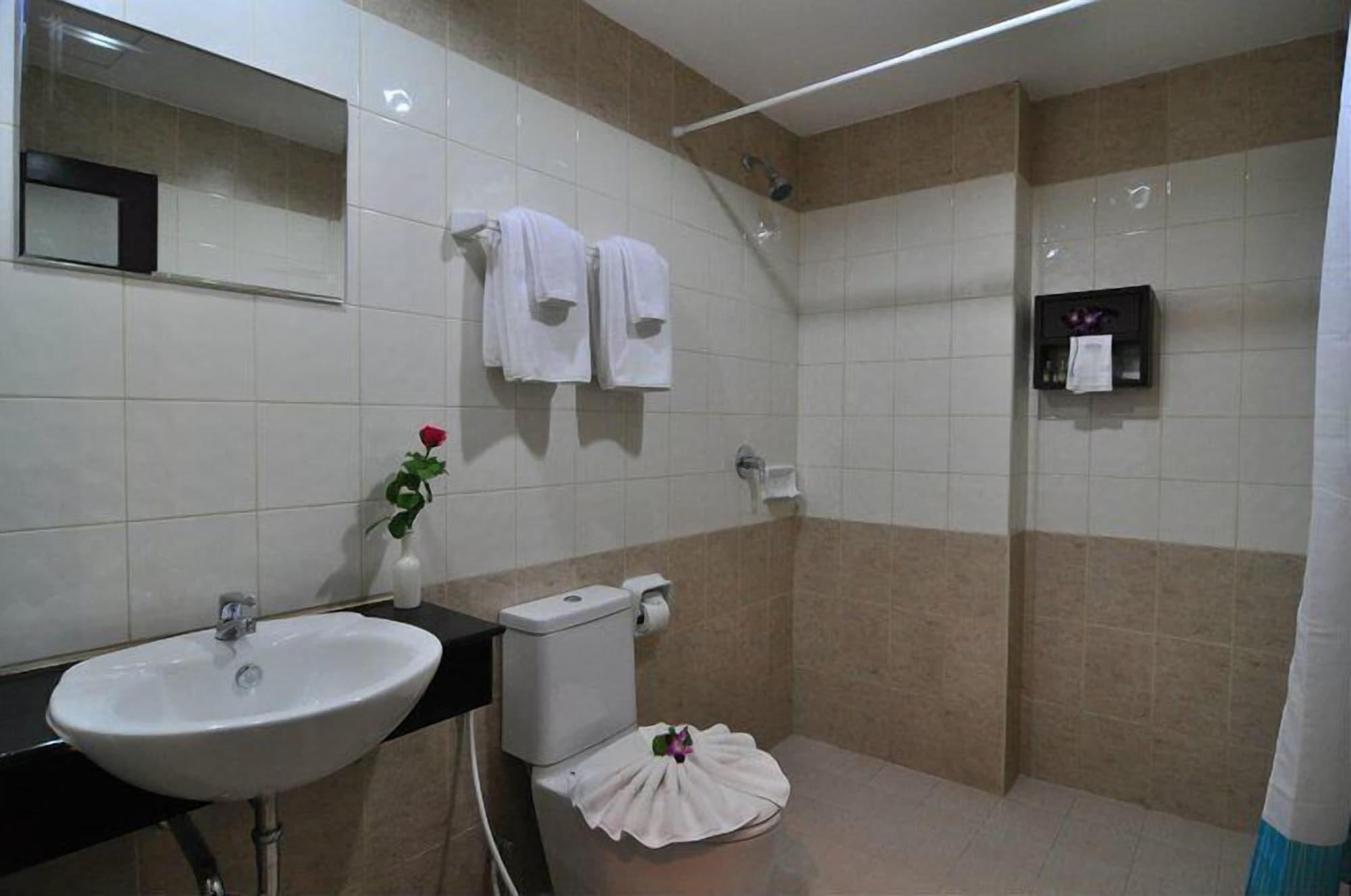 Sharaya Residence Patong Zewnętrze zdjęcie