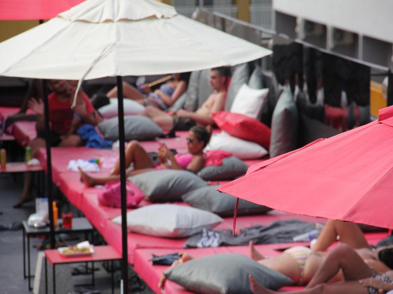 Sharaya Residence Patong Zewnętrze zdjęcie