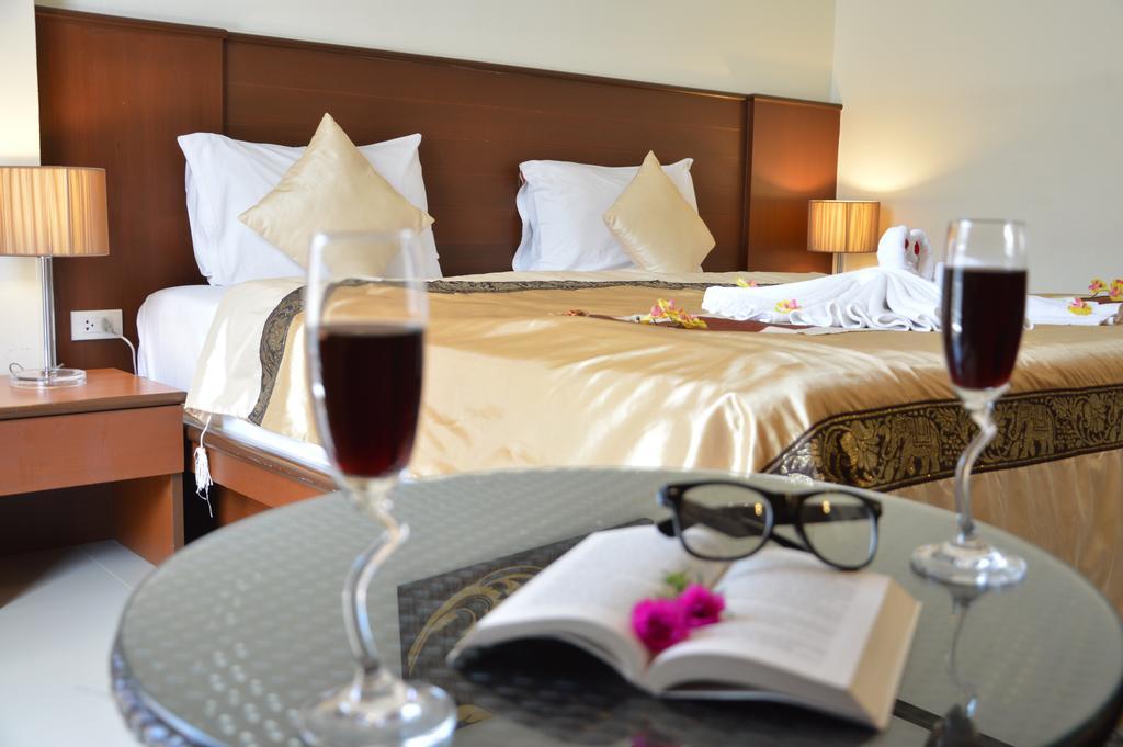 Sharaya Residence Patong Zewnętrze zdjęcie